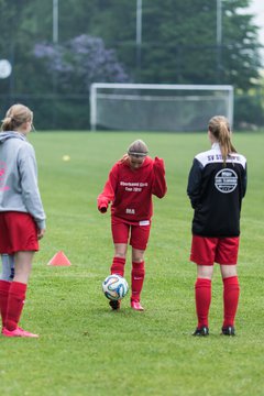 Bild 33 - wCJ SV Steinhorst/Labenz - VfL Oldesloe : Ergebnis: 18:0